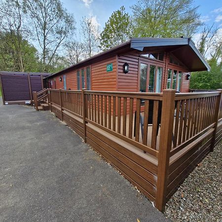Lomond Woods Holiday Park بالّوتْشْ المظهر الخارجي الصورة