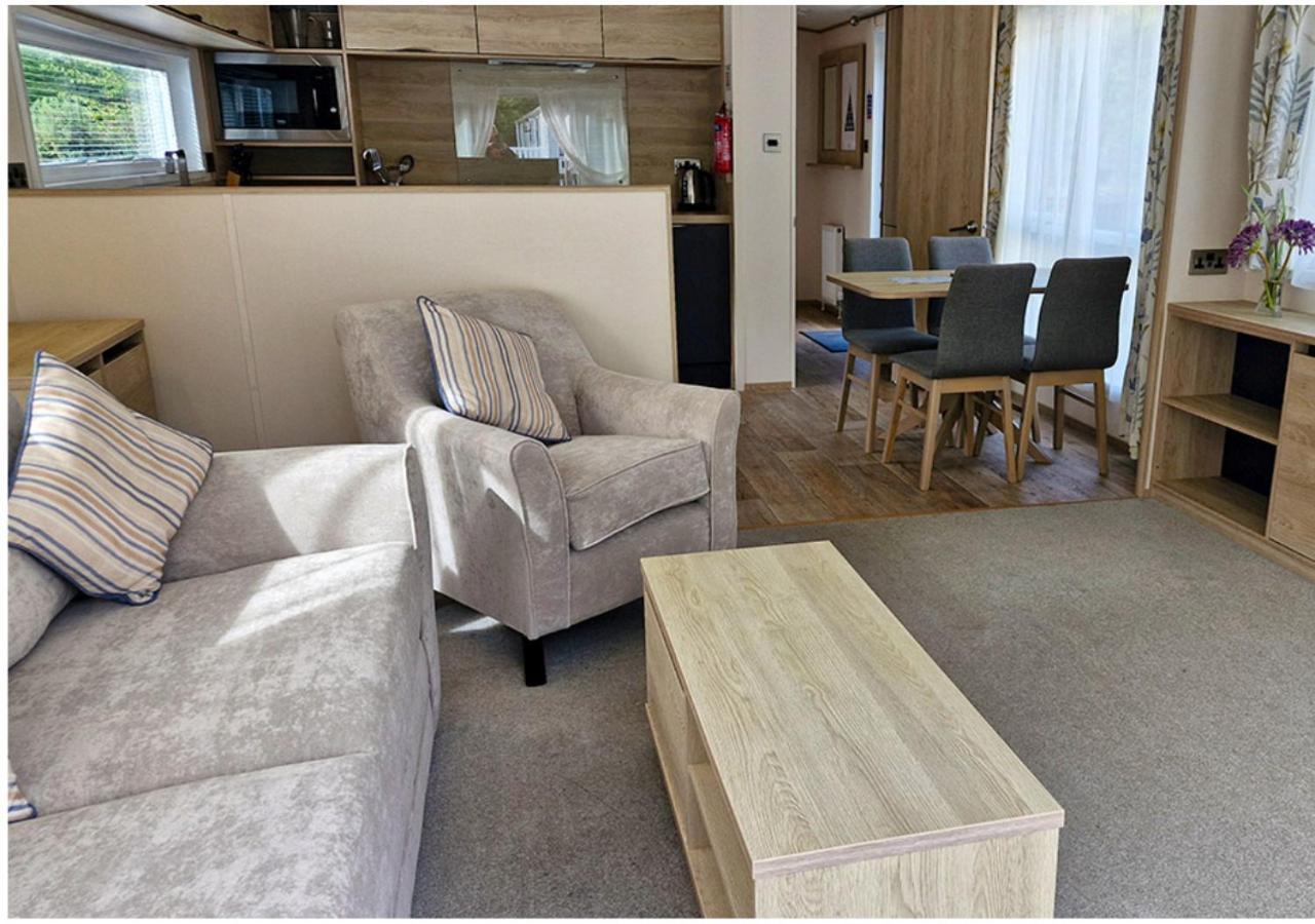 Lomond Woods Holiday Park بالّوتْشْ المظهر الخارجي الصورة