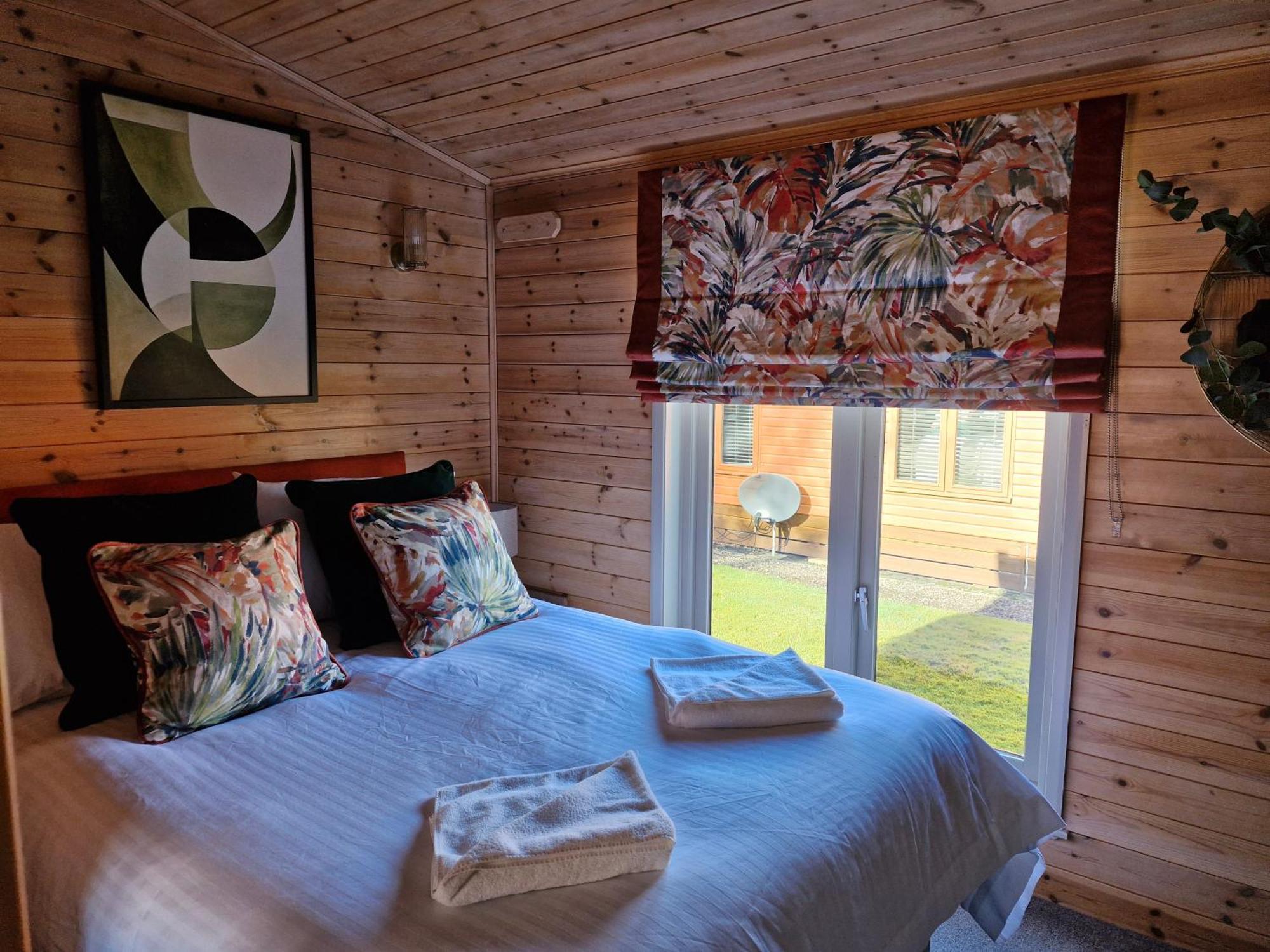Lomond Woods Holiday Park بالّوتْشْ الغرفة الصورة
