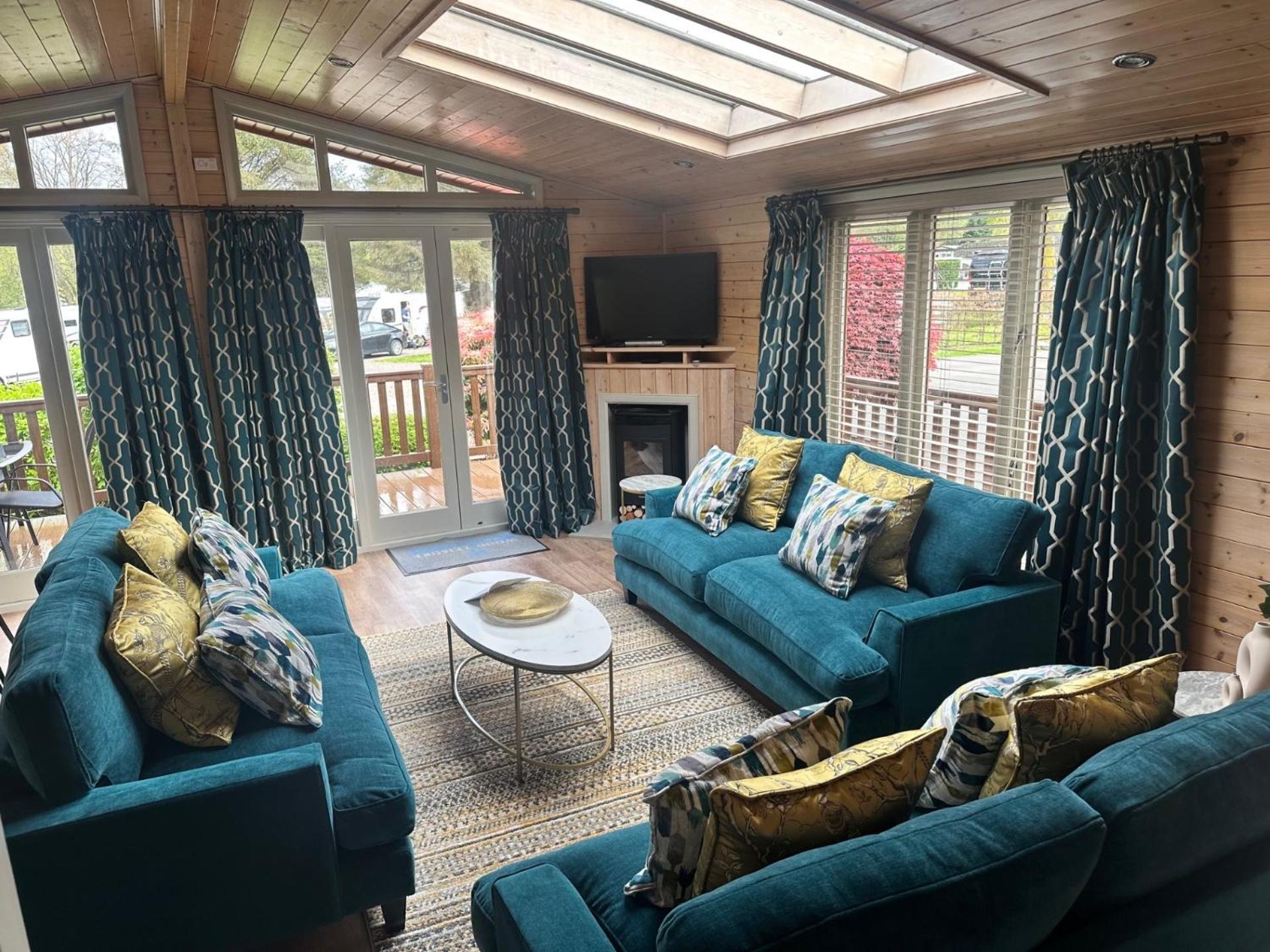 Lomond Woods Holiday Park بالّوتْشْ المظهر الخارجي الصورة
